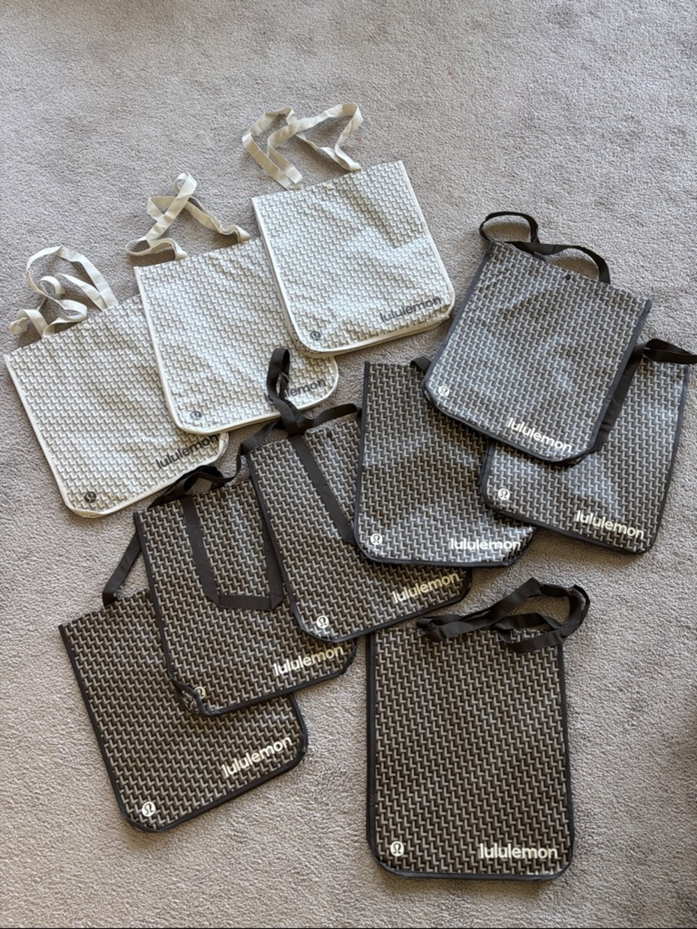 10 Lululemon big reusable Bags（limited edition）